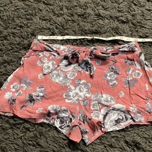 Rue21 dressy, casual Floral Shorts
